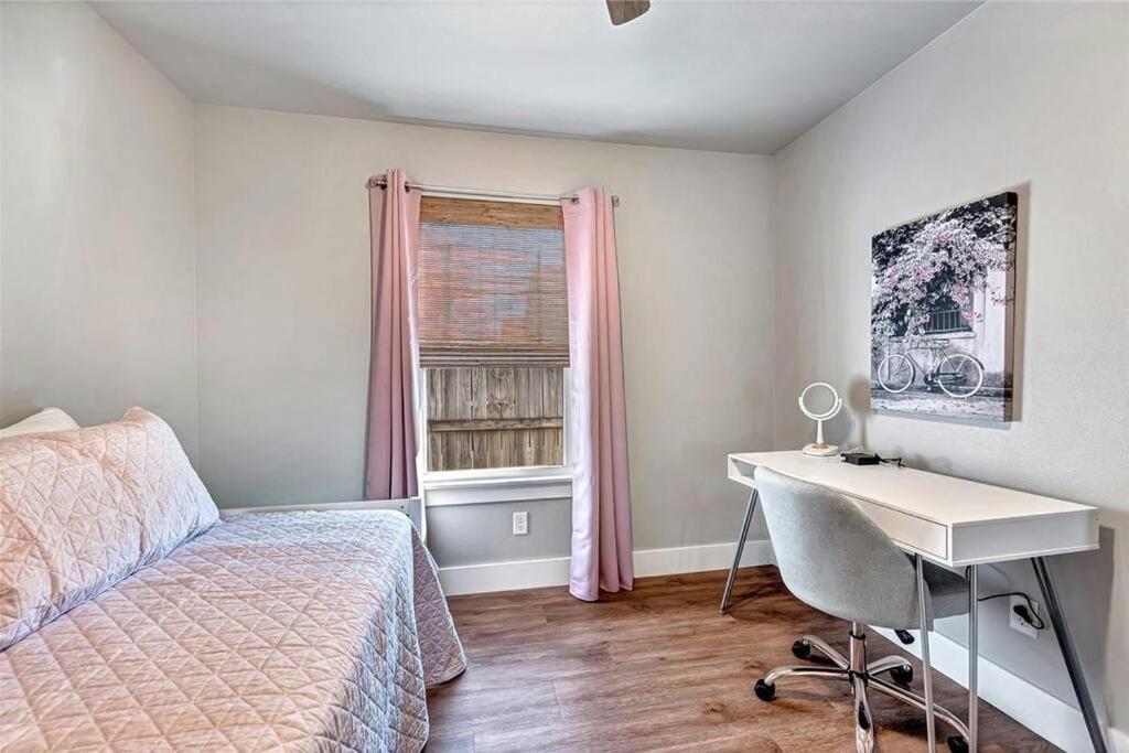 House Of Charm! Bike Trails & New Walmart Hq Villa Bentonville Bagian luar foto